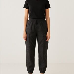 Athleta Celestial Black Cargo Pants – Lightweight Elastic Waist Wide-Leg SZ L